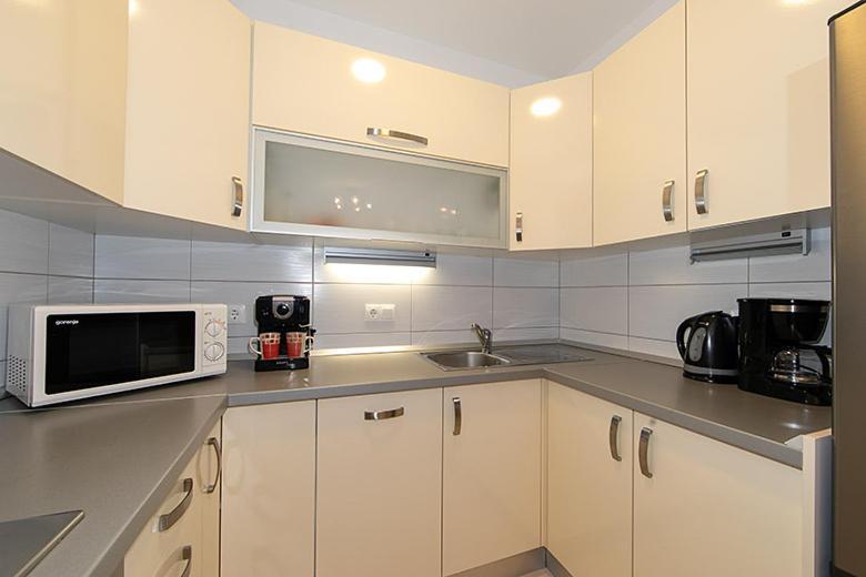 Apartmani Vice Brela Exteriör bild