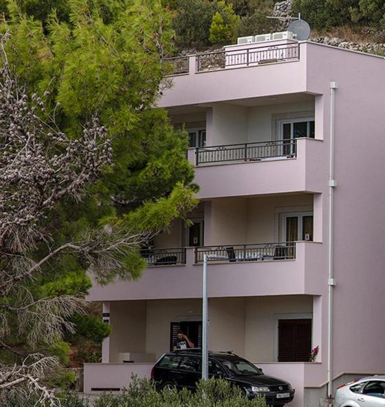 Apartmani Vice Brela Exteriör bild