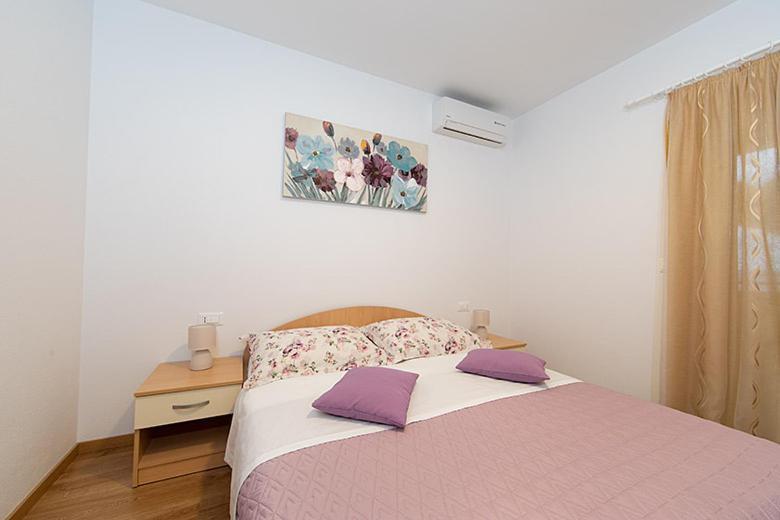Apartmani Vice Brela Exteriör bild