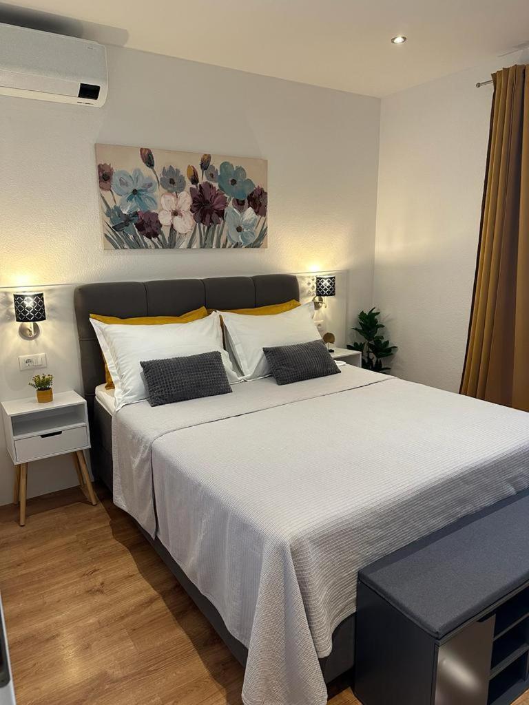 Apartmani Vice Brela Exteriör bild